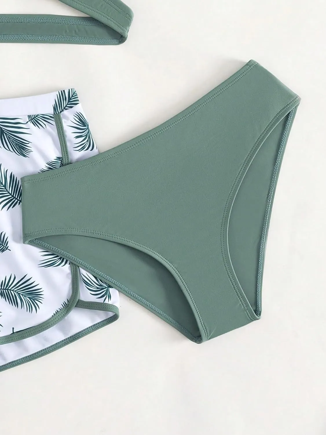 OYOANGLE Girl's 3 Piece Tropical Print Criss Cross Bikini Set Swimsuit Bathing Suit with Shorts