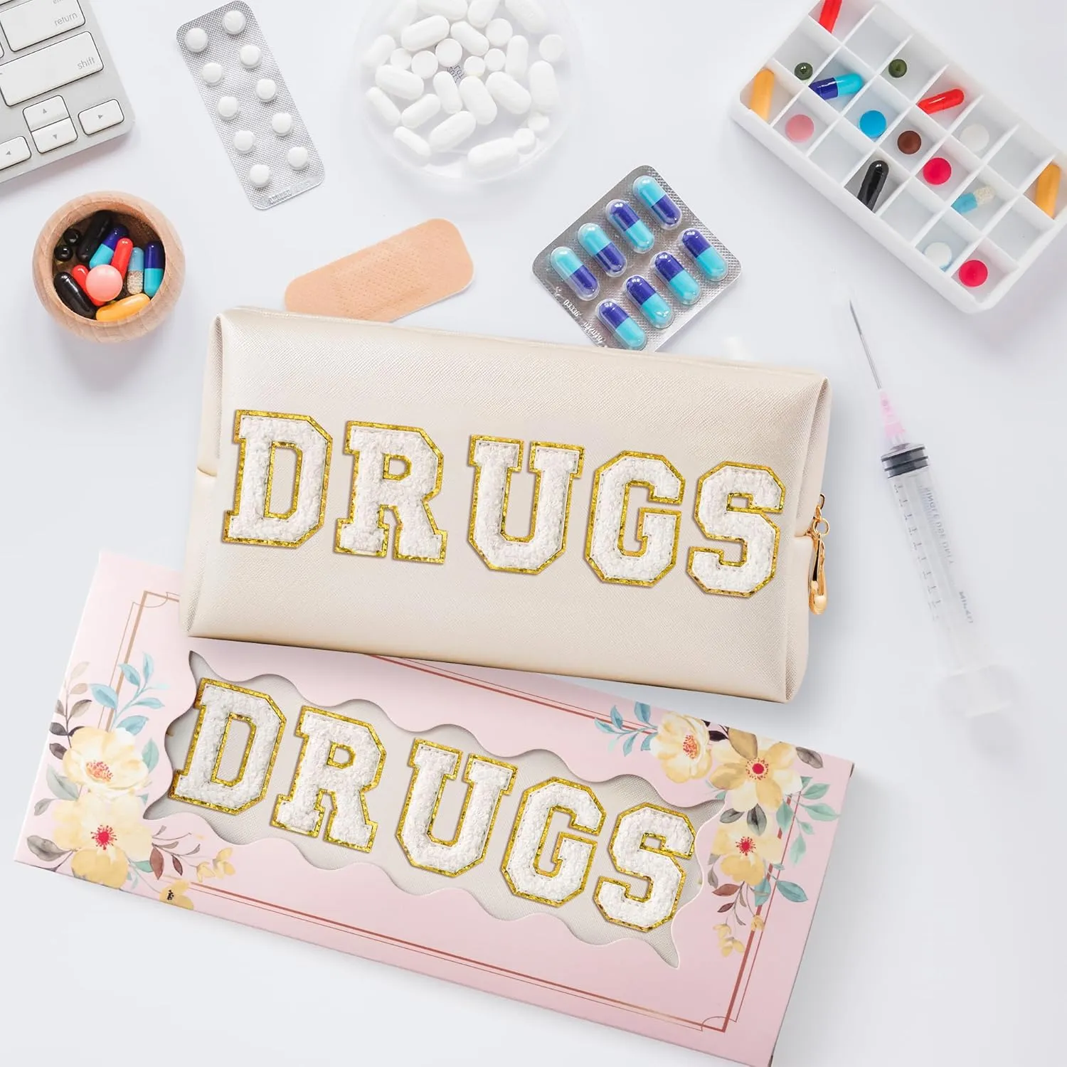 Y1tvei DRUGS Letter Cosmetic Bag - Preppy White Drugs Chenille Varsity Letter Makeup Bag, Leather Waterproof Toiletry Bag Large Medicine Pouch for Purse Travel Cosmetic Organizer for Women(Shell Gold)